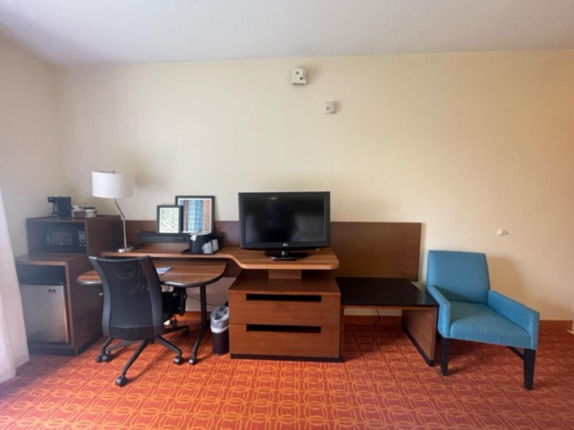 Fairfield Inn And Suites By Marriott Potomac Mills Woodbridge Ngoại thất bức ảnh