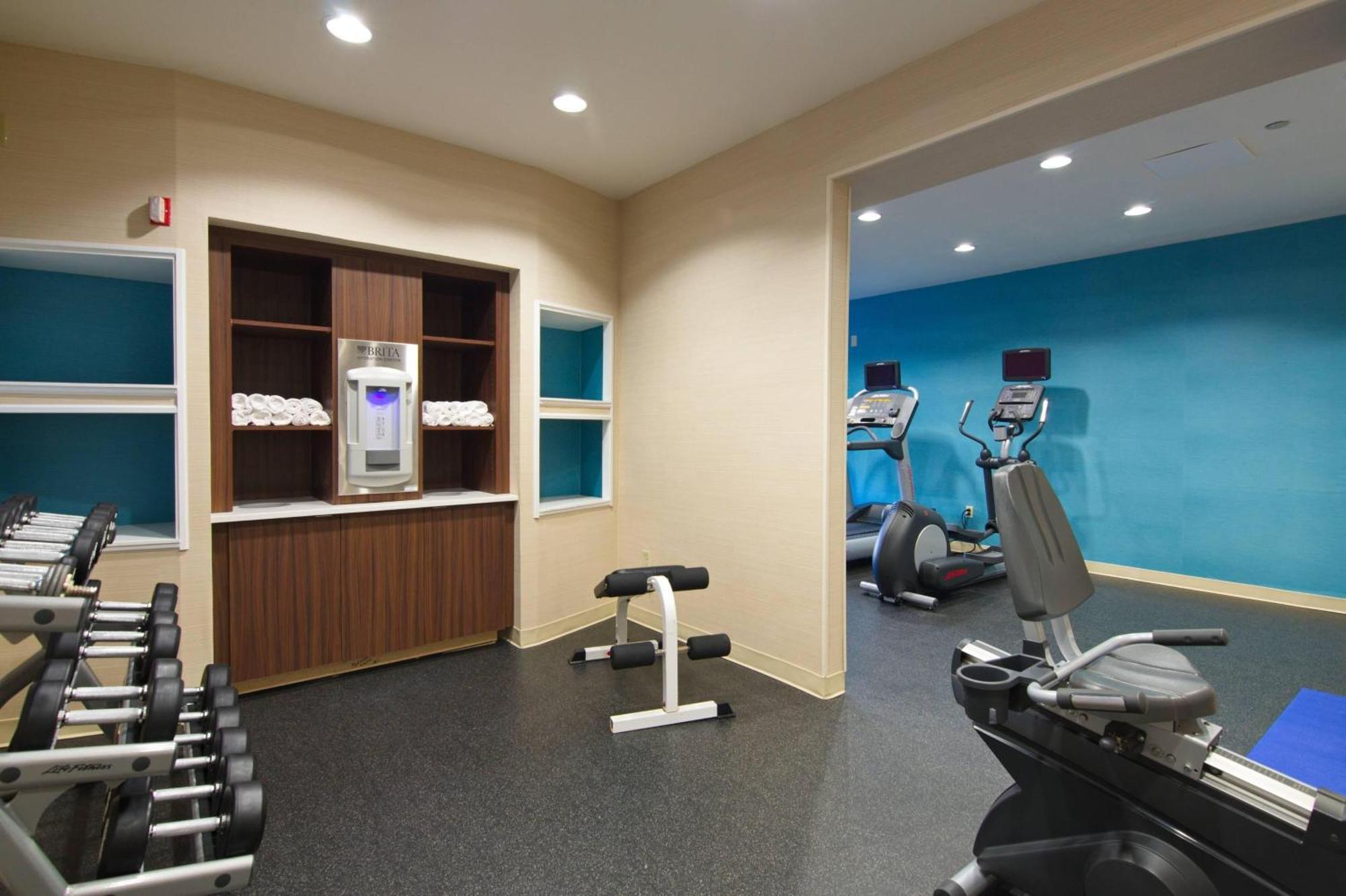 Fairfield Inn And Suites By Marriott Potomac Mills Woodbridge Ngoại thất bức ảnh