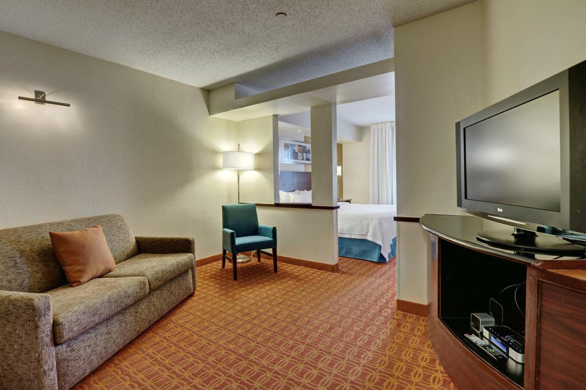 Fairfield Inn And Suites By Marriott Potomac Mills Woodbridge Ngoại thất bức ảnh