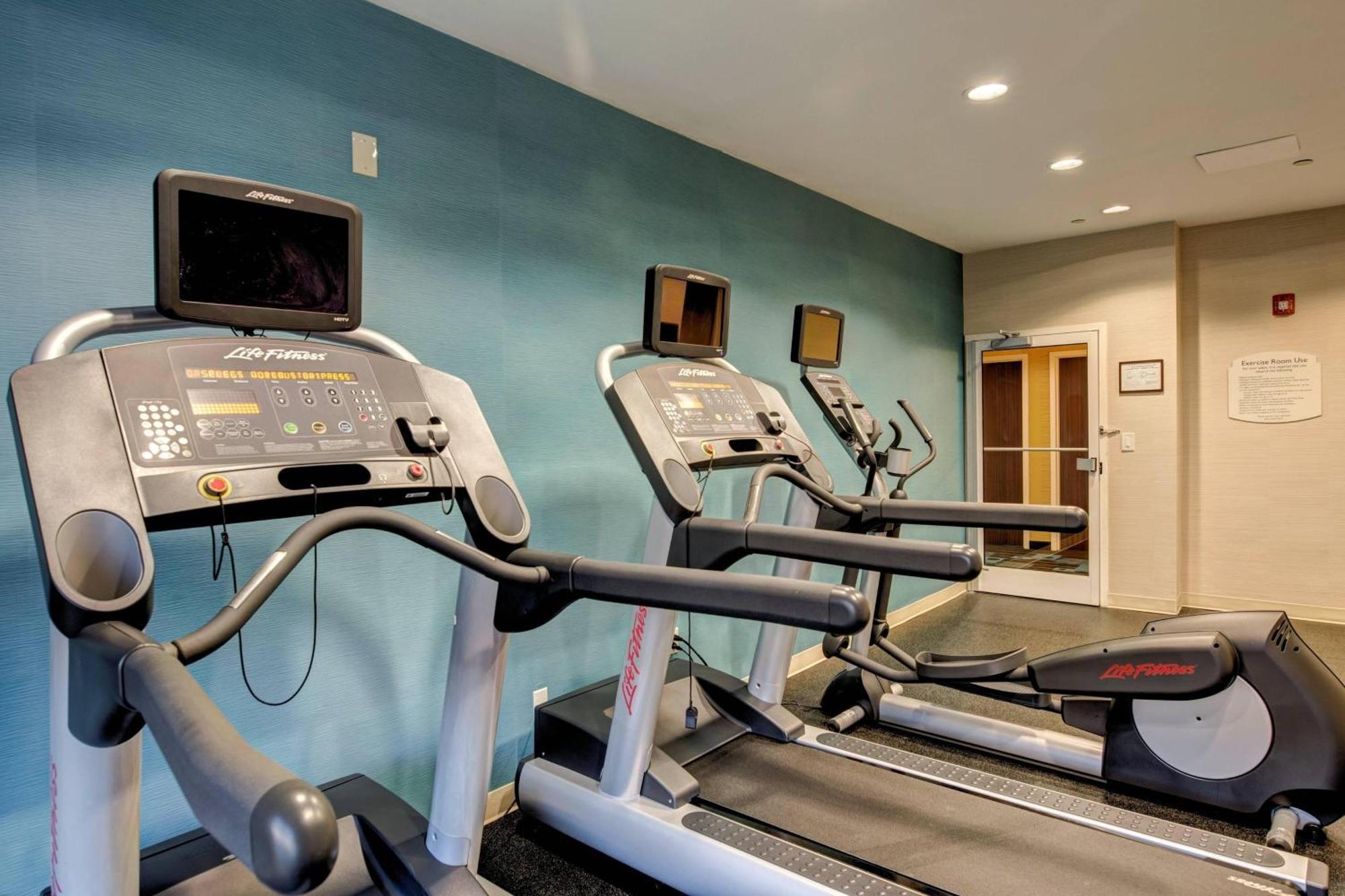 Fairfield Inn And Suites By Marriott Potomac Mills Woodbridge Ngoại thất bức ảnh