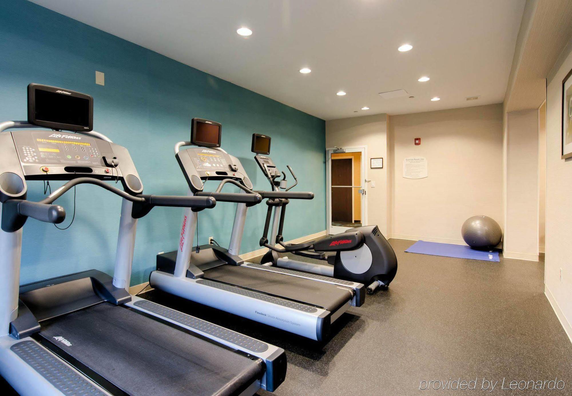 Fairfield Inn And Suites By Marriott Potomac Mills Woodbridge Ngoại thất bức ảnh