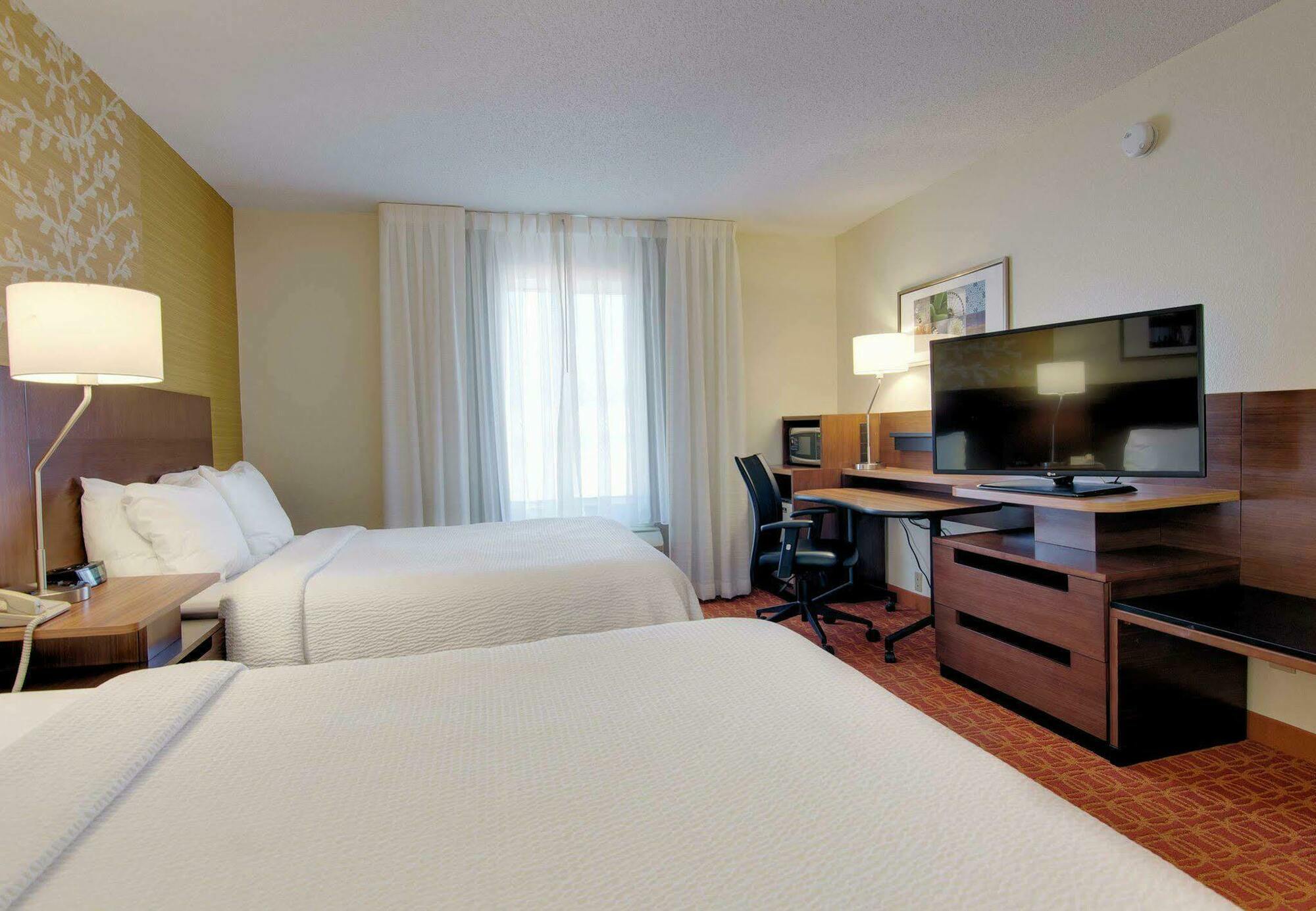 Fairfield Inn And Suites By Marriott Potomac Mills Woodbridge Ngoại thất bức ảnh